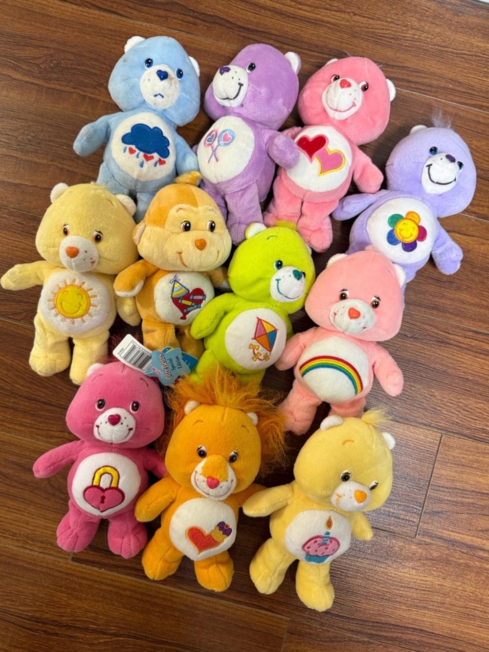 Lot of 11 vintage Care Bears